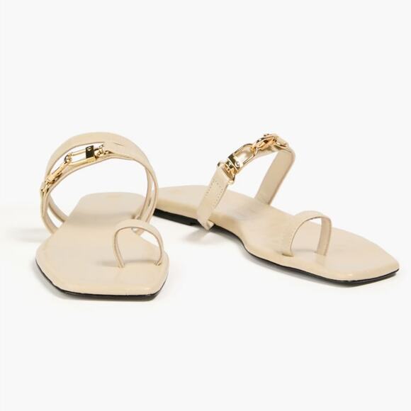 TOTÊME The Double Clasp Flat - Picture 2 of 13